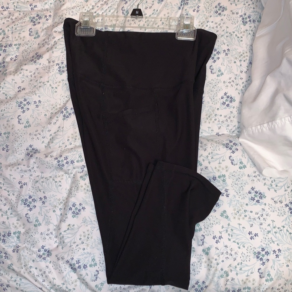 ✨4 for $15✨ Reebok Leggings with pockets